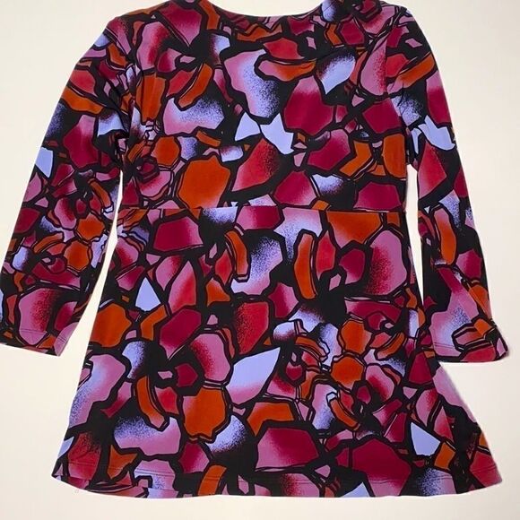 Daisy Fuentes heliotrope combo print v-neck top - Picture 2 of 9